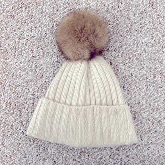 H&M Accessories - H&M white hat